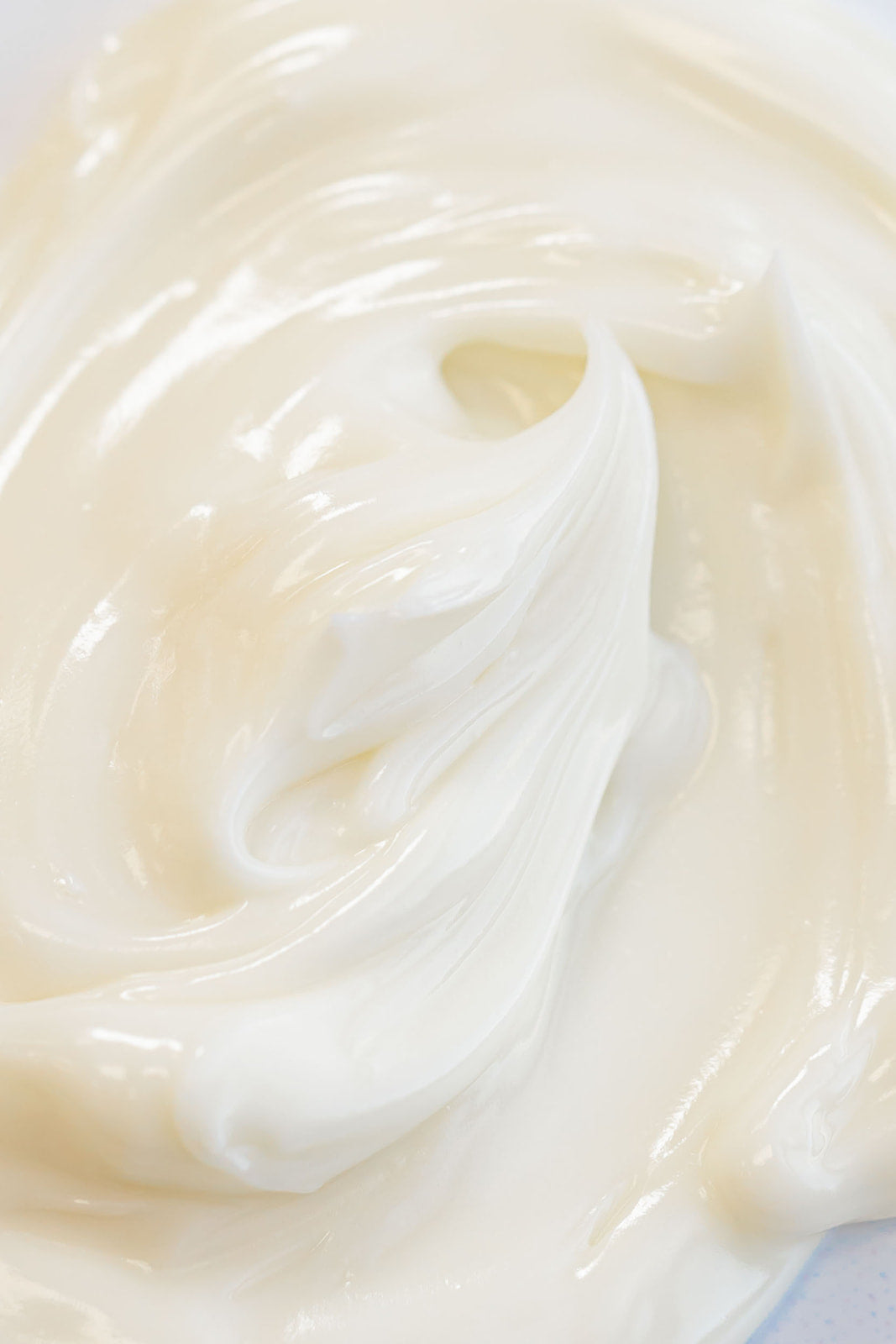 AHA Lifting contour creme texture shot