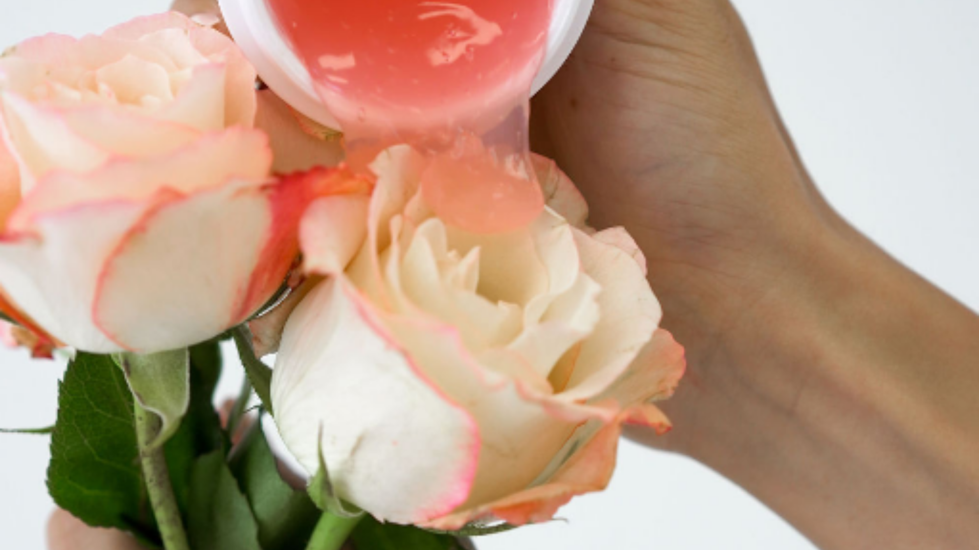 Blog Cover: 6 signs it's time for a new spring skincare routine